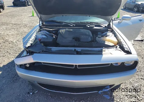 2023 Dodge Challenger Sxt z USA, uszkodzony, nr VIN 2C3CDZAG8PH544189